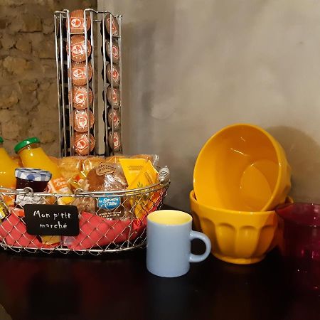 Gite, Jacuzzi & Vin Au Grenier De 马迪朗 外观 照片